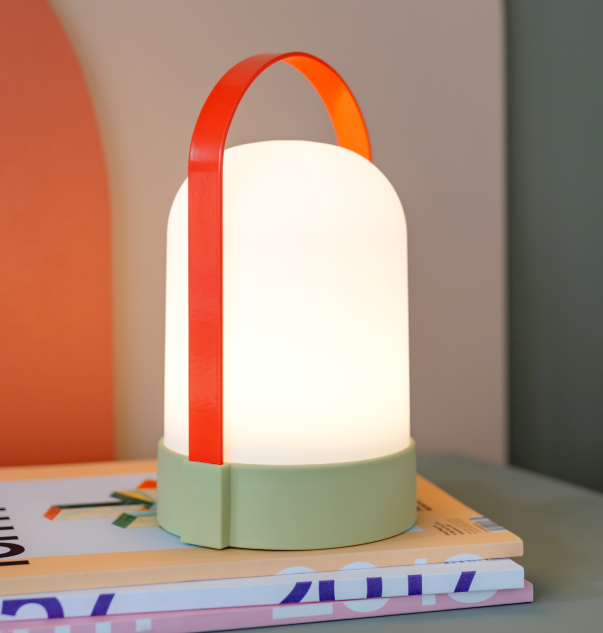 Lampara inalambrica asa naranja