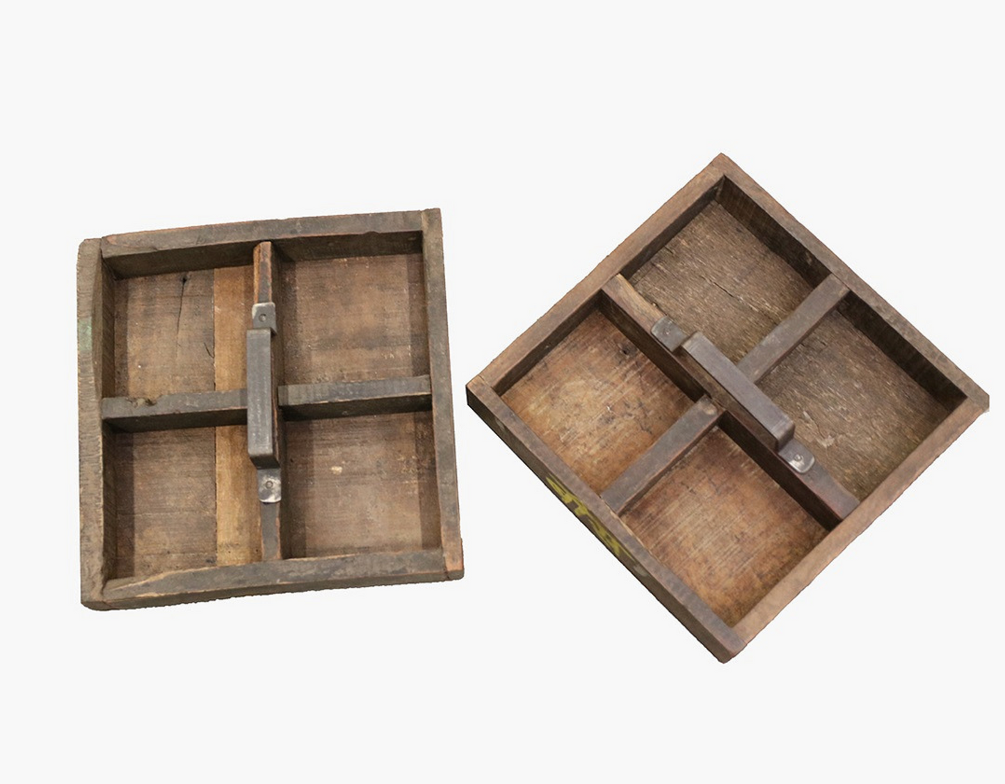 Caja de madera con 4 compartimentos