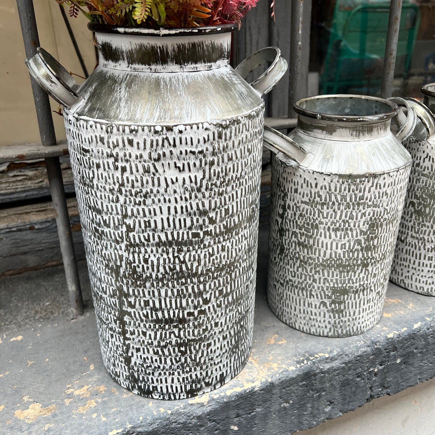 Recipiente metallico grande