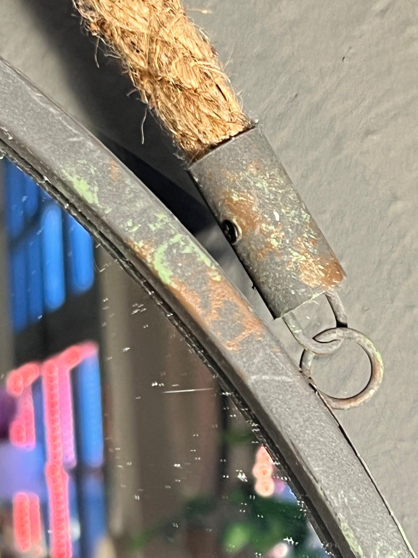 Espejo con cuerda