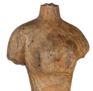 Escultura torso femenino