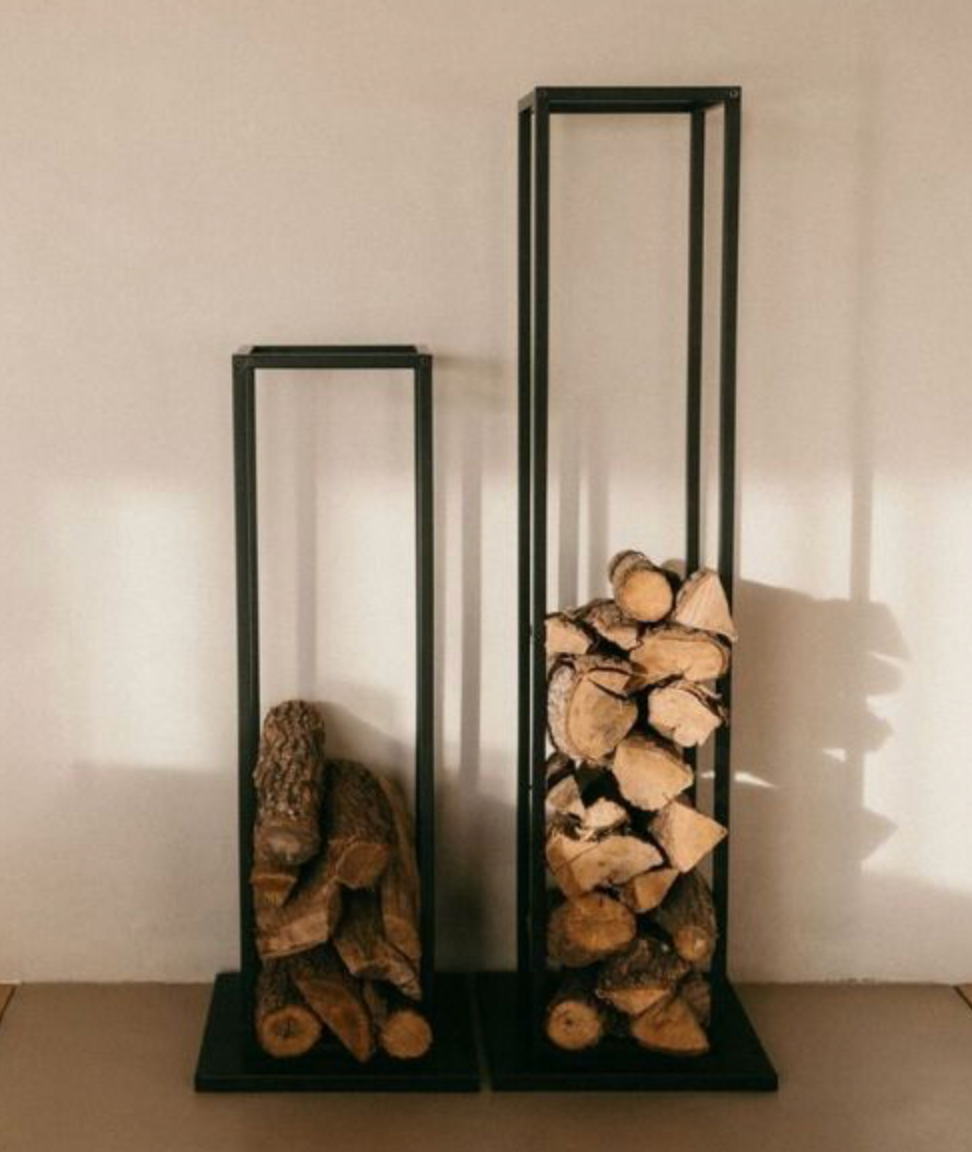 Leñera metálica grande