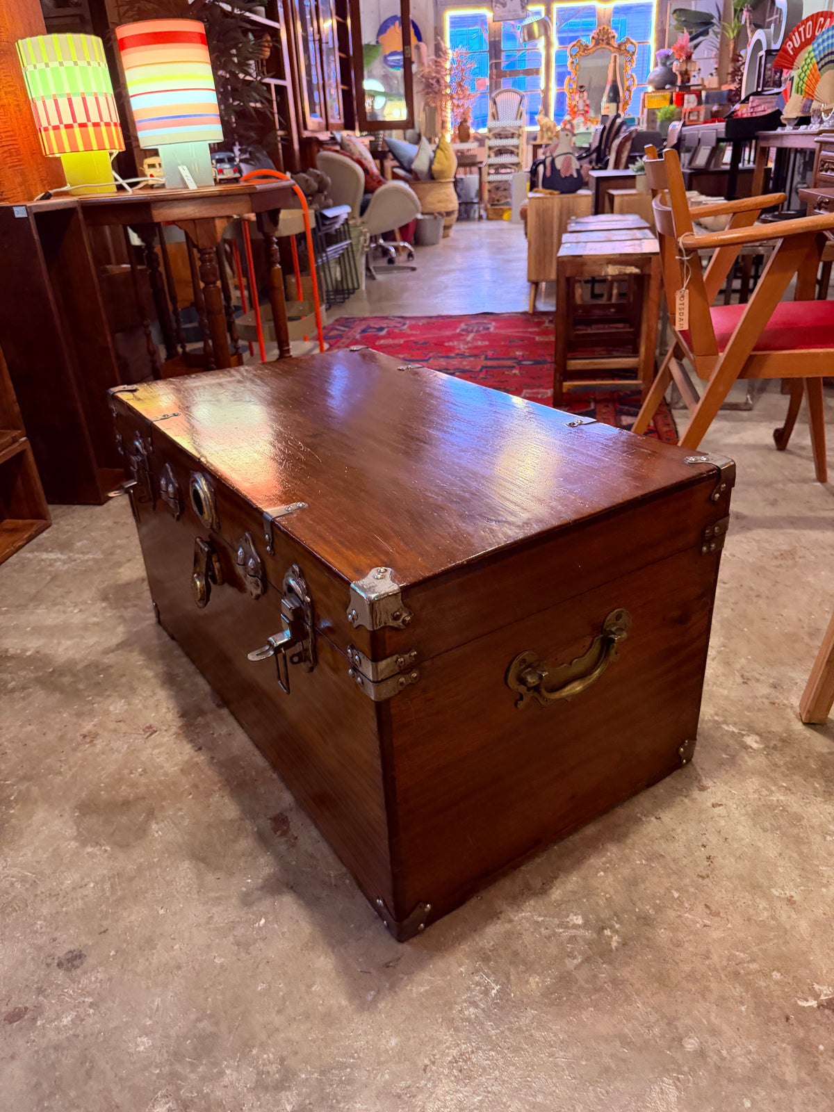 Baul madera