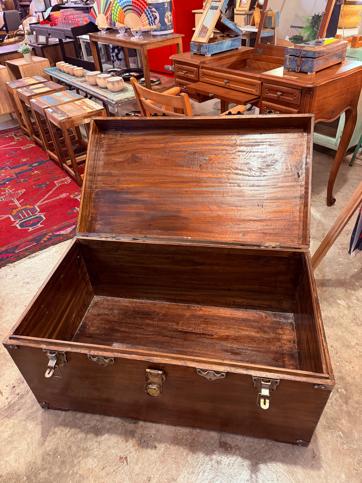 Baul madera