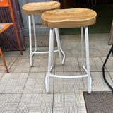 Taburete 65 cm blanco madera maciza