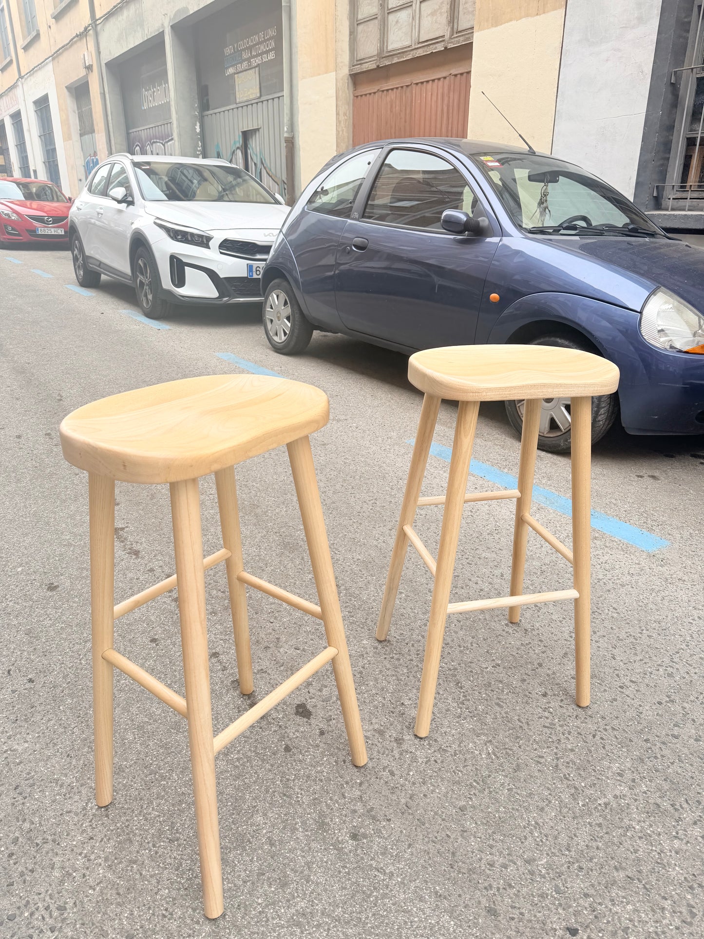 Taburete madera maciza