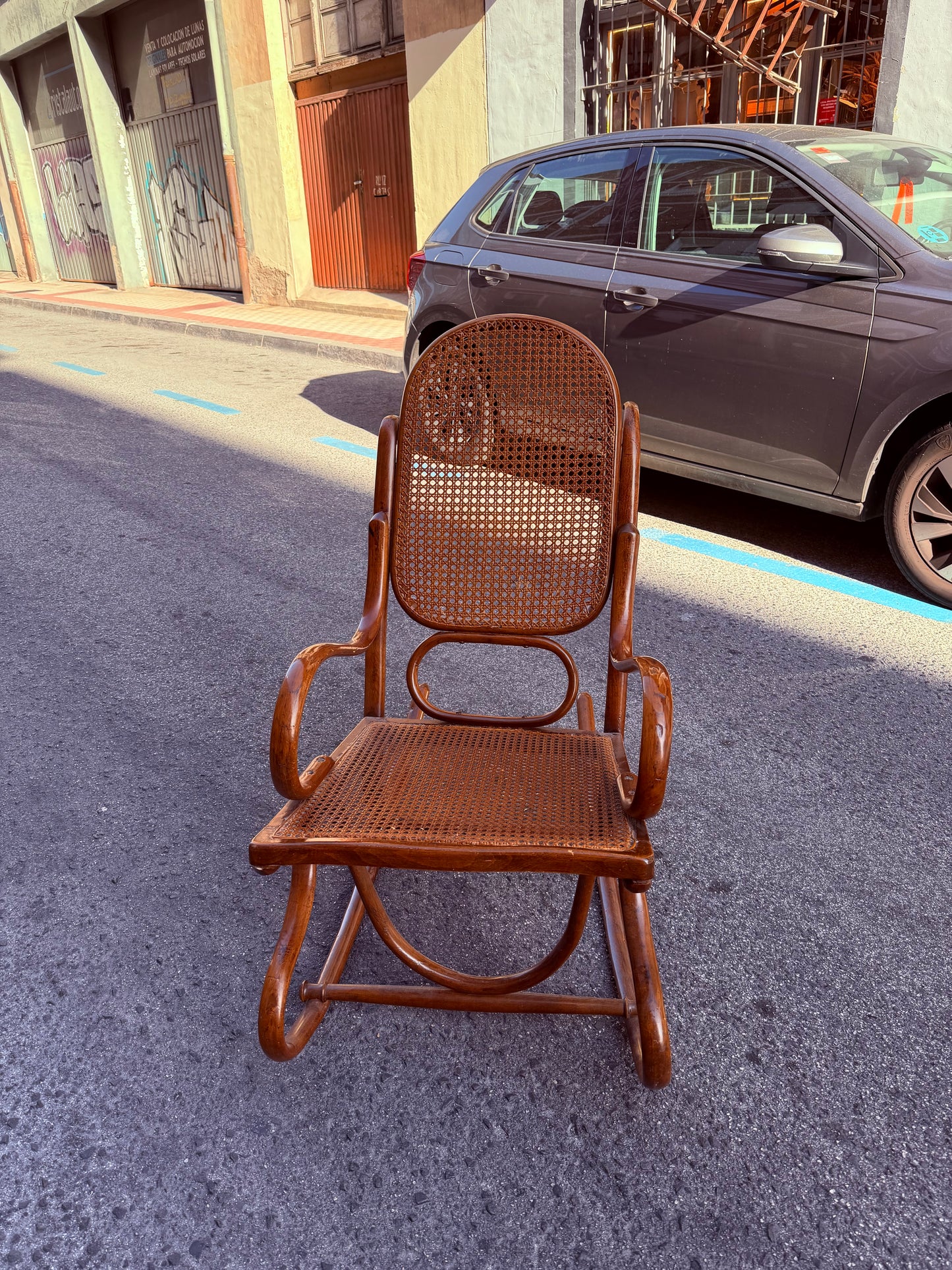 Mecedora madera estilo Thonet