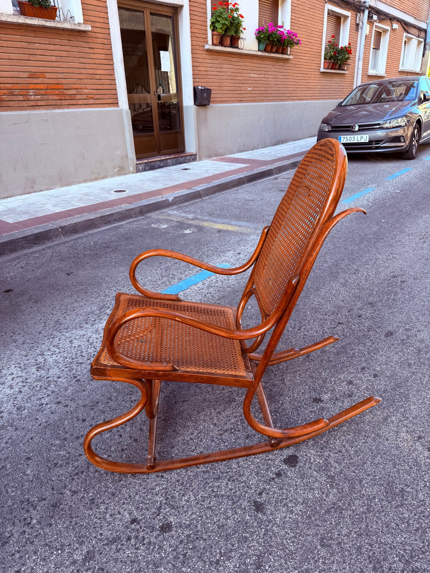 Mecedora madera estilo Thonet