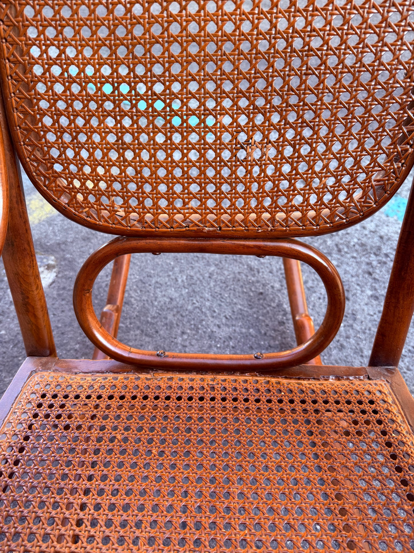 Mecedora madera estilo Thonet