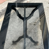 Mesa pata de forja y sobre de cristal