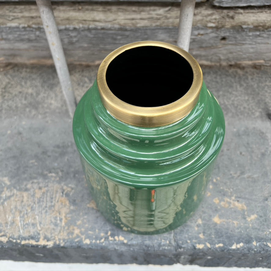 Jarrón verde y bronce