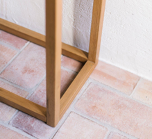 Consola madera sobre de cristal