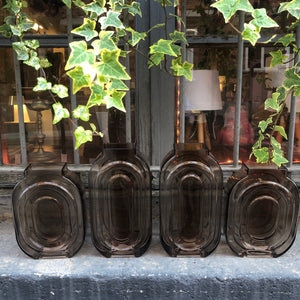 Jarron marron art deco ancho