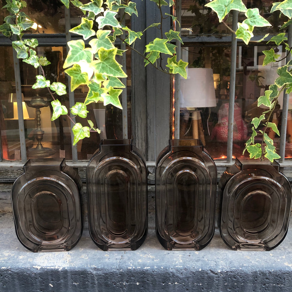 Jarron marron art deco ancho