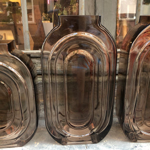 Jarron marron art deco alto