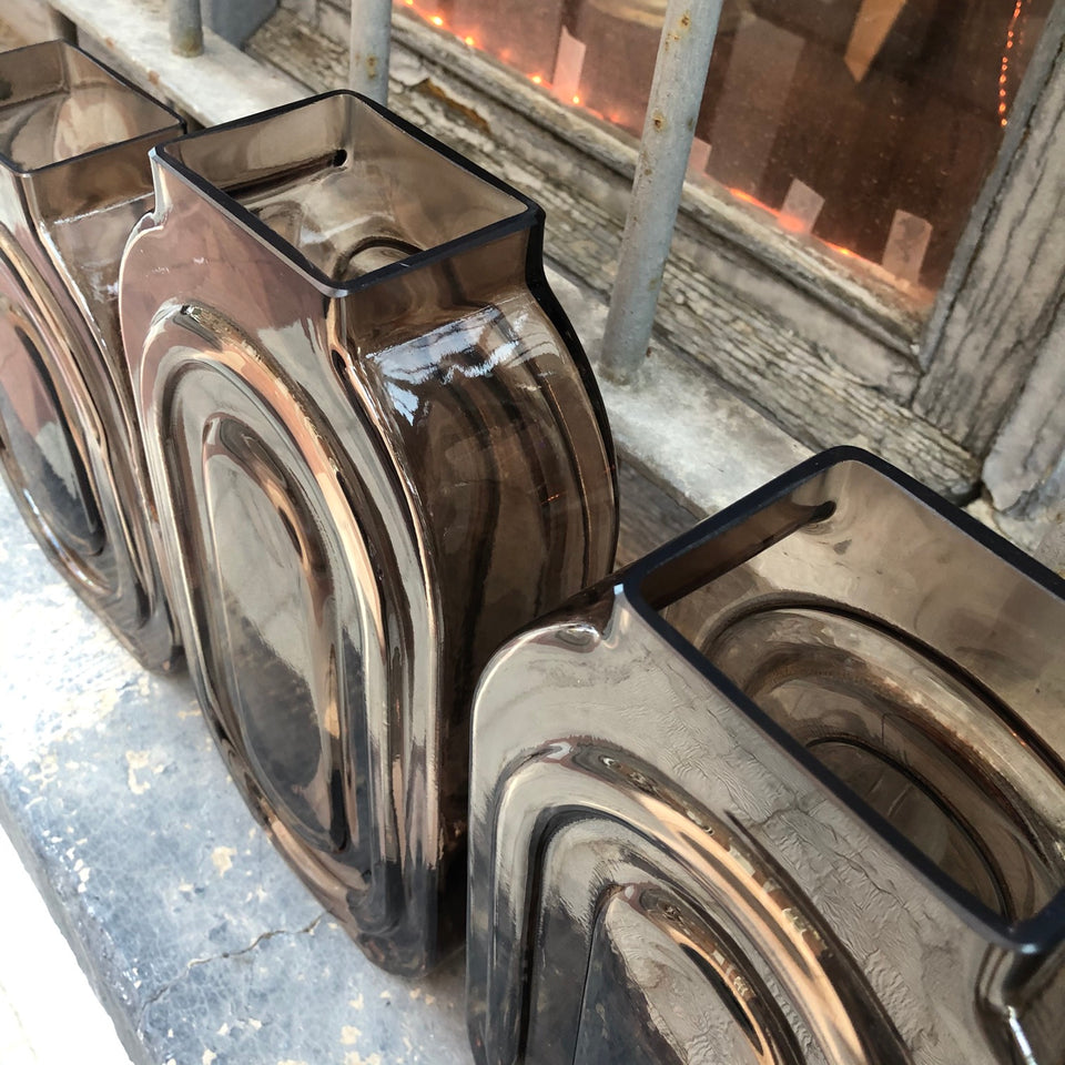 Jarron marron art deco ancho