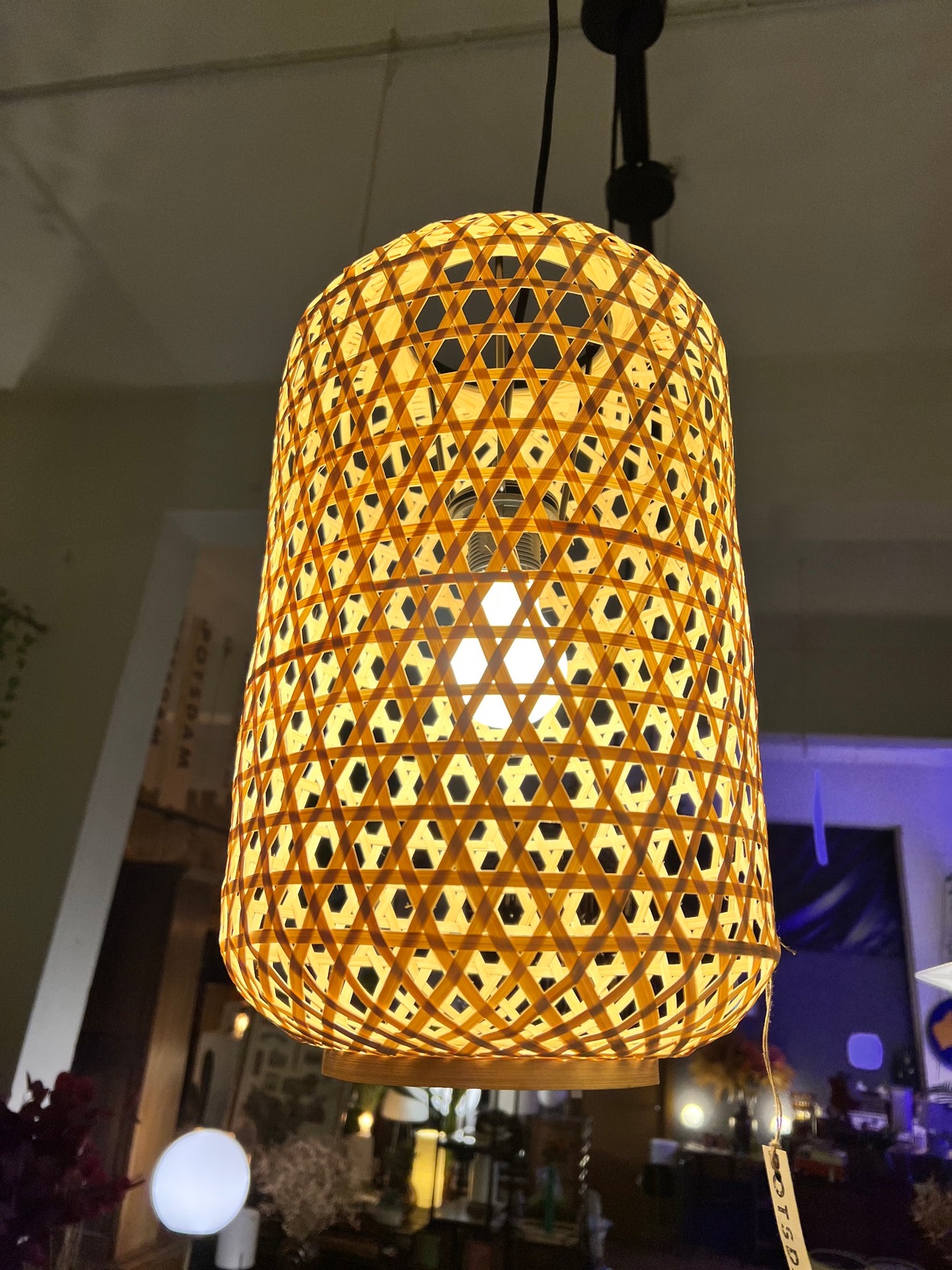 Lampara Techo Bambu natural trenzado