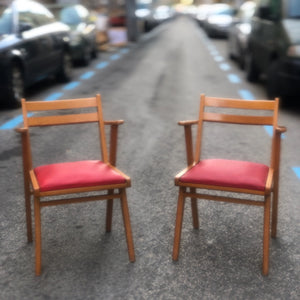 Silla madera asiento rojo