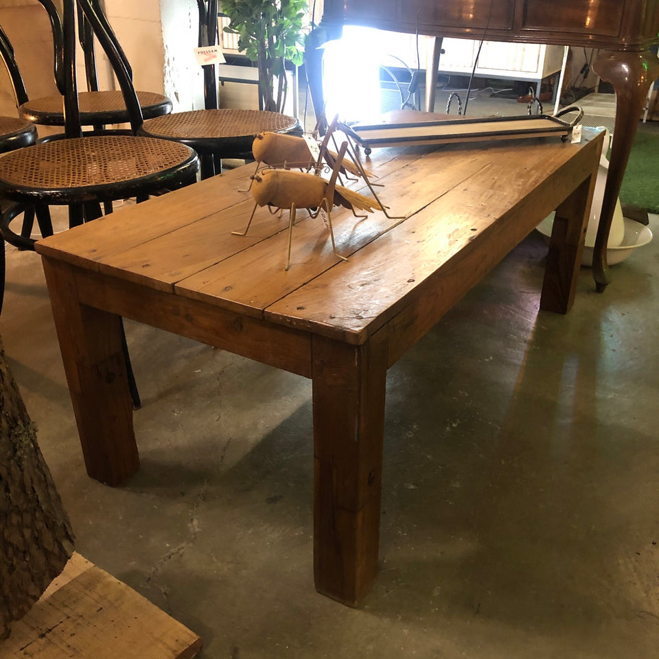Mesa de centro rectangular de madera