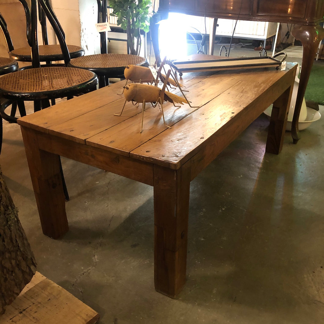 Mesa de centro rectangular de madera