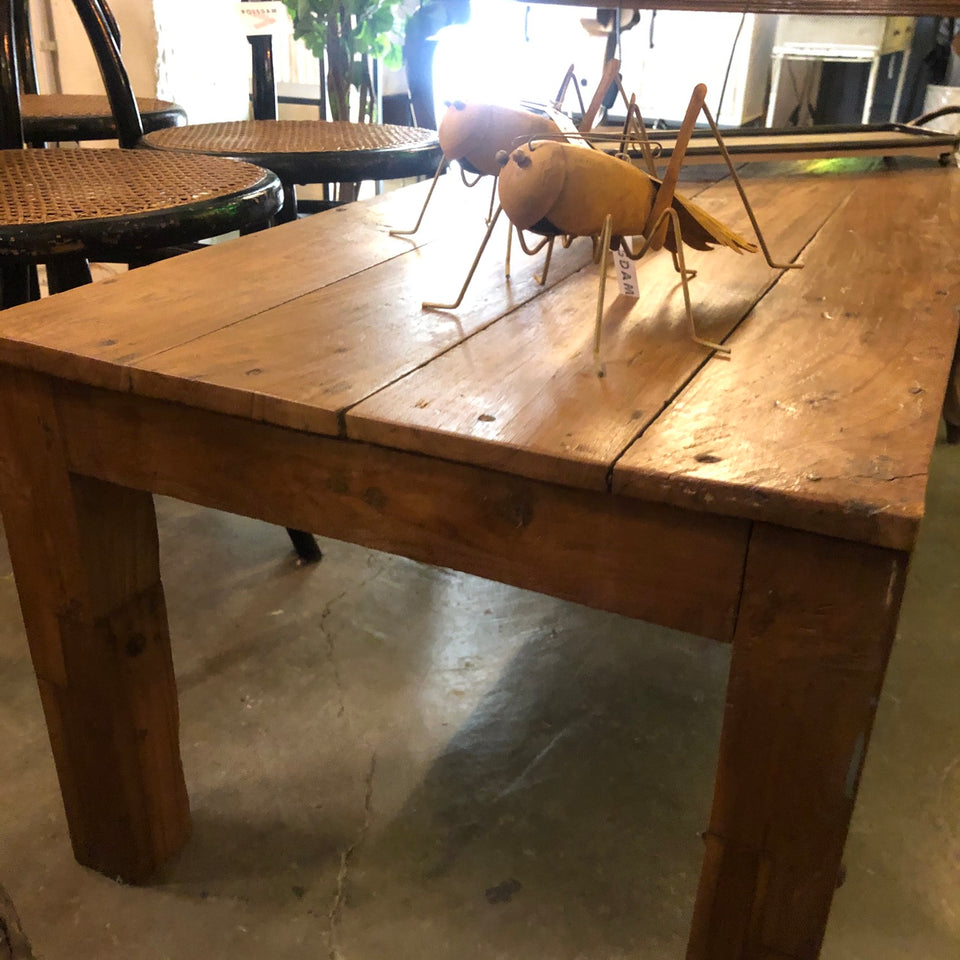 Mesa de centro rectangular de madera