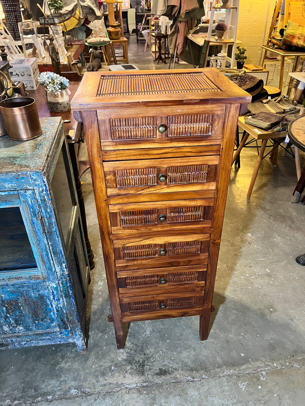 Mueble Cajonero Madera y Bambu