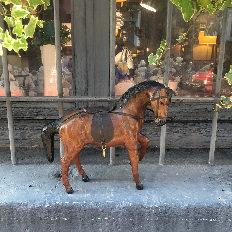 Caballo de cuero