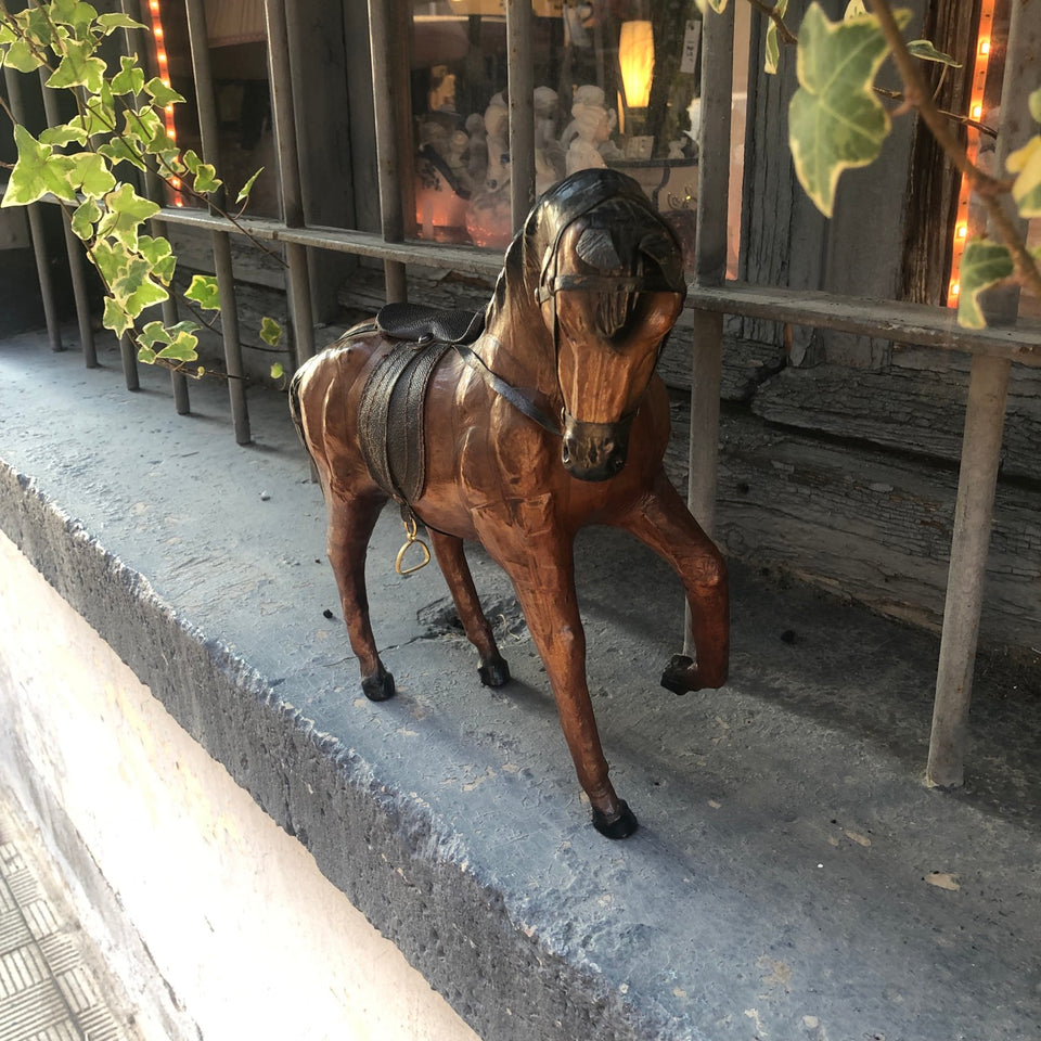 Caballo de cuero