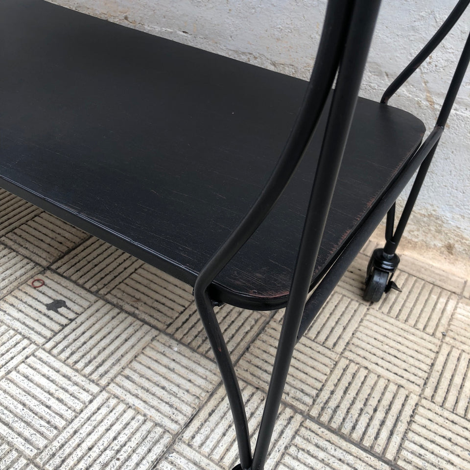 Carro metálico