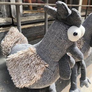 Sujeta puertas gallina