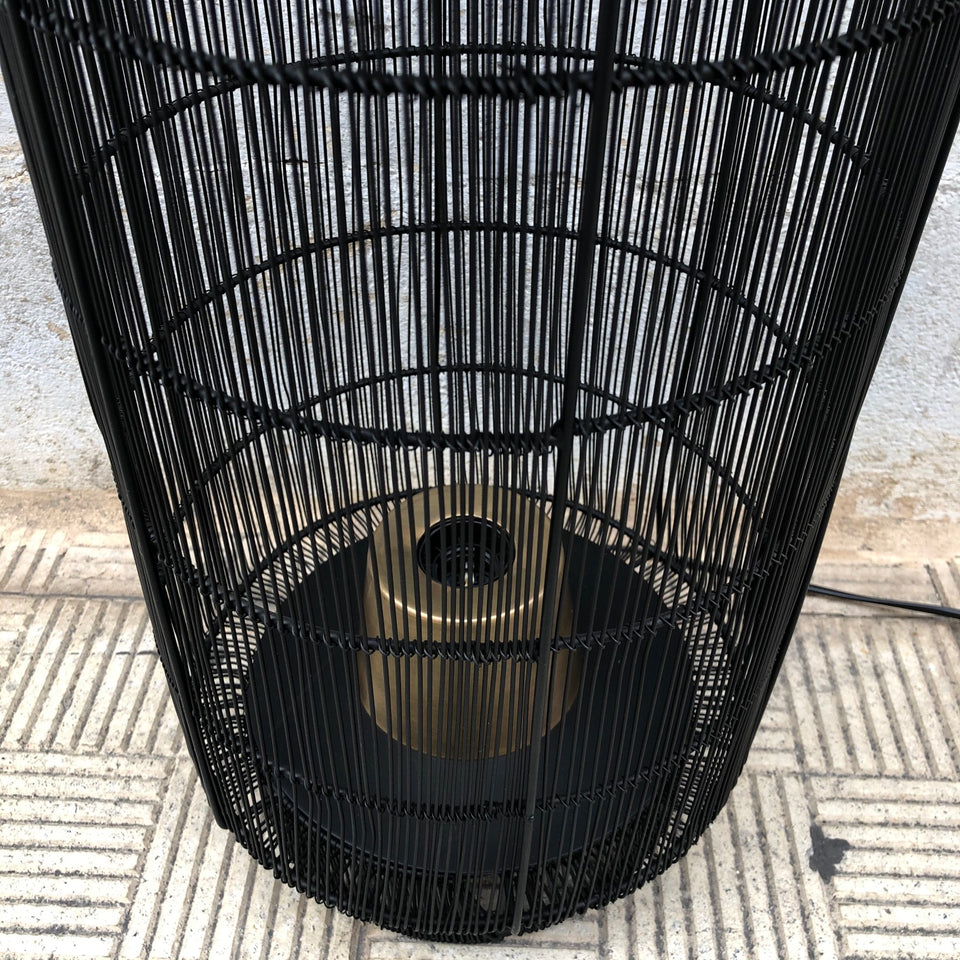 Lampara alambres metálicos negra
