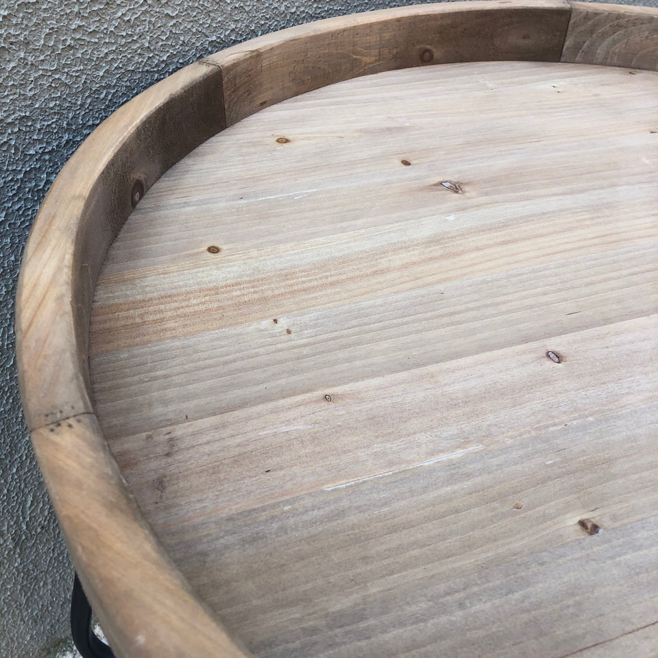 Mesa de centro con reborde
