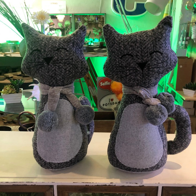 Sujeta puertas gato